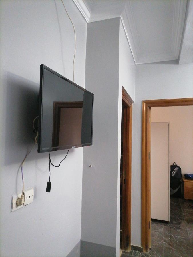 Younes Residence Асіла Екстер'єр фото